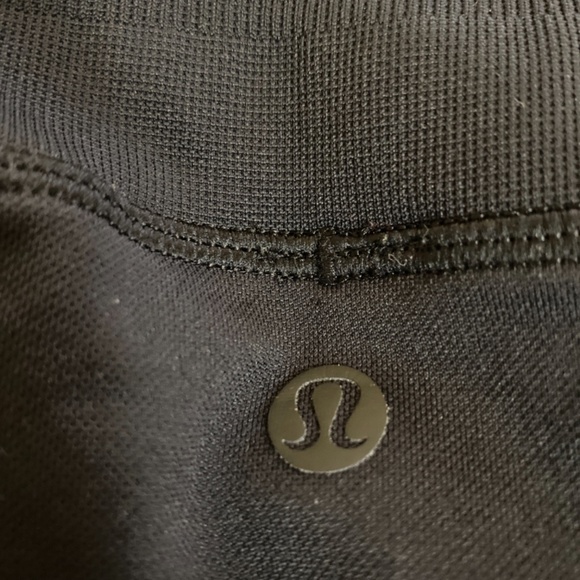 Lululemon leggings - Picture 5 of 6